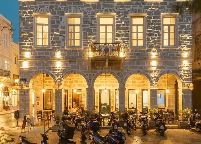 Syros Soul Luxury לינה וארוחת בוקר 4*