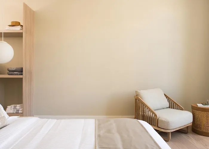 Syros Soul Luxury 4* ארמופוליס