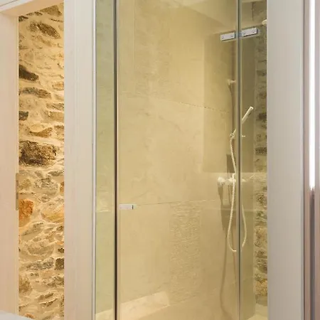 Syros Soul Luxury 4* エルムポリ